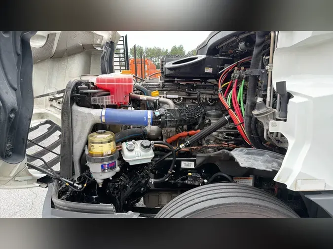 2022 Freightliner Cascadia 12606e96554578f6e78c274a17e04bcdf07