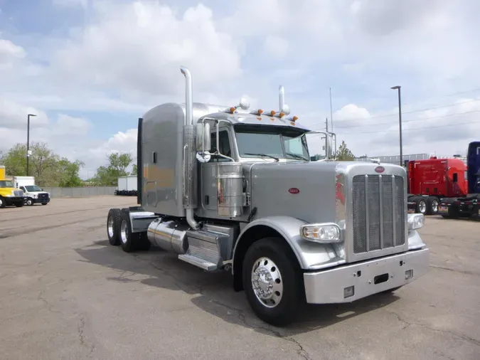 2020 Peterbilt 389