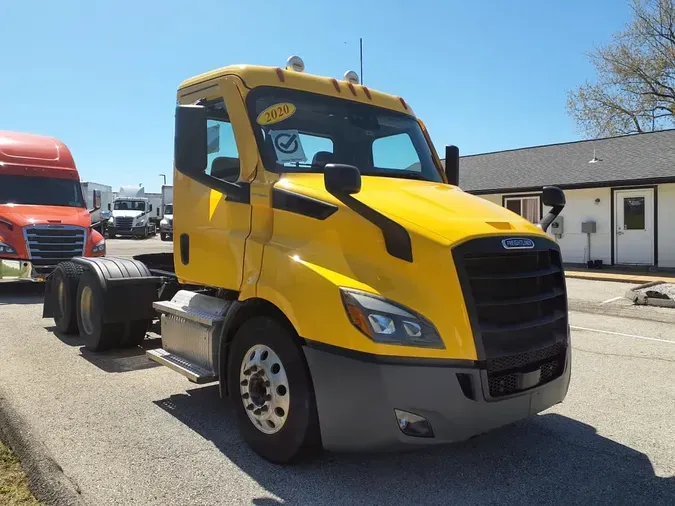 2020 FREIGHTLINER/MERCEDES NEW CASCADIA 116