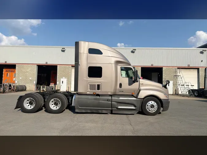 2022 International LT06ecfb6a68477baf7e222da7a036e1cd