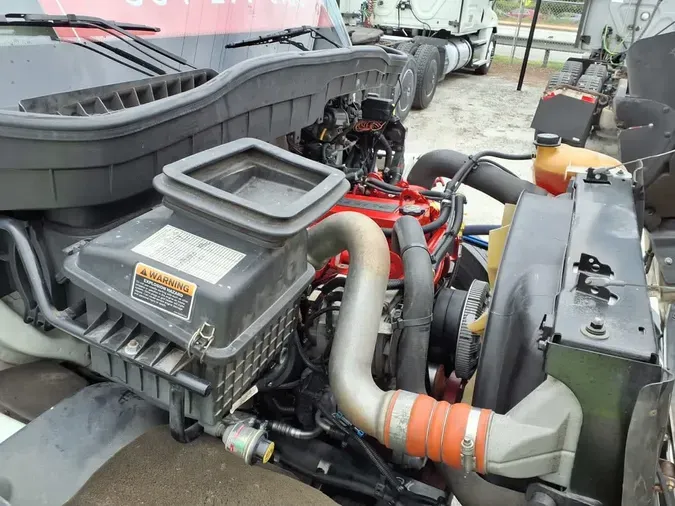 2018 NAVISTAR INTERNATIONAL 4300 LP