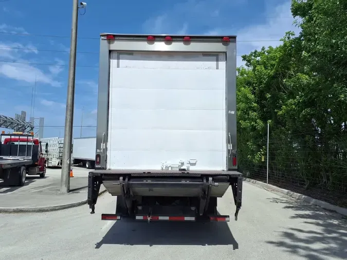 2019 FREIGHTLINER/MERCEDES M2 106