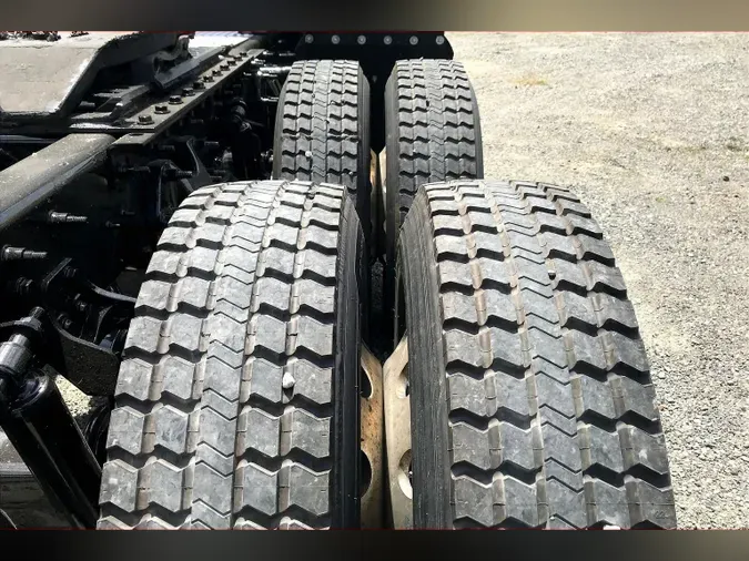 2021 INT LT625 6x4