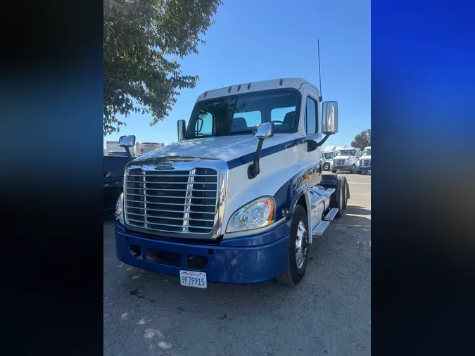 2018 FREIGHTLINER/MERCEDES CASCADIA 12506f7b07519c2e684159bf06d036b950b