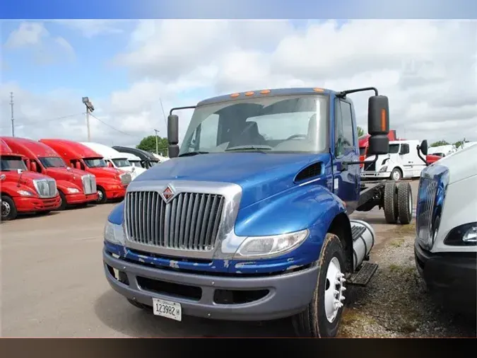 2012 INTERNATIONAL DURASTAR 4300