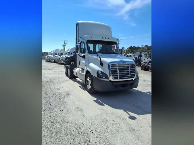 2020 FREIGHTLINER/MERCEDES CASCADIA 12506f9153cfcde7b1ac8cc186d18ece6f0