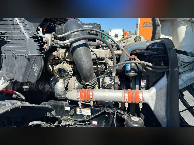 2022 Freightliner Cascadia 12606fd58fa71d3f2d58fe9f95d24dd210b