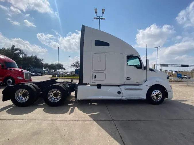 2021 Kenworth T680