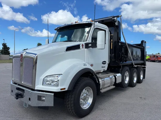 2026 Kenworth T880