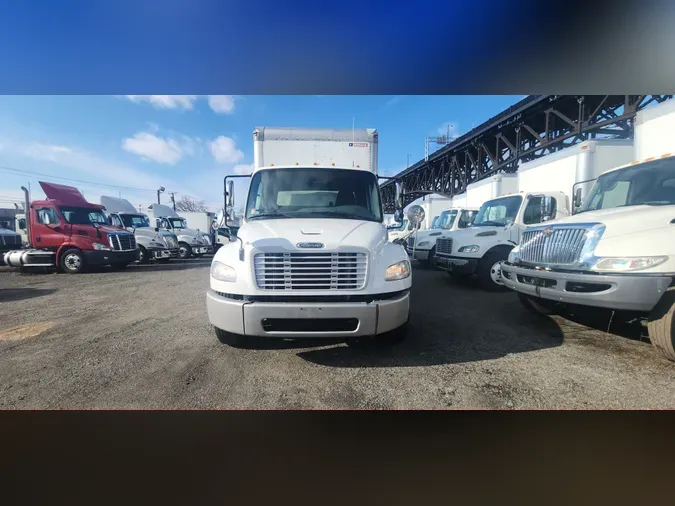 2016 FREIGHTLINER/MERCEDES M2 106