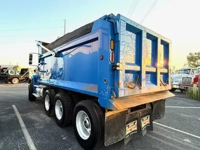 2019 International HX615