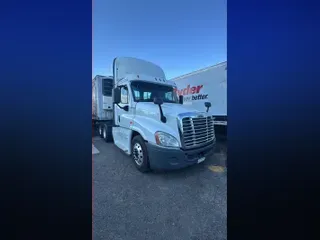 2019 FREIGHTLINER CASCADIA 125