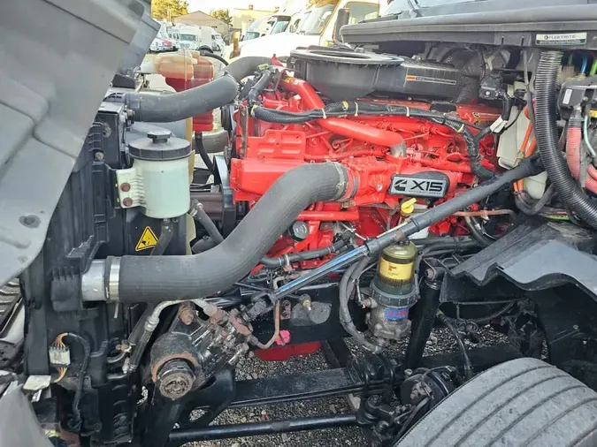 2019 NAVISTAR INTERNATIONAL LT625 DAYCAB T/A07093bd00caf8078296e21afe26d43f4