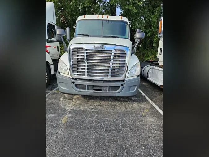 2014 FREIGHTLINER/MERCEDES CASCADIA 125