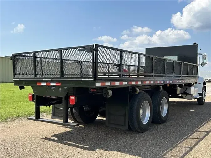 2012 PETERBILT 348