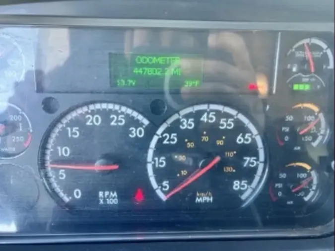 2019 FREIGHTLINER/MERCEDES M2 106