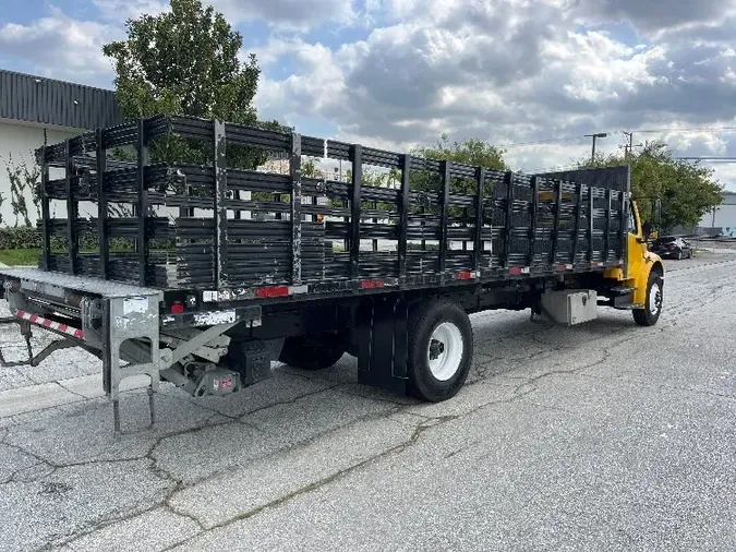 2019 Freightliner M2