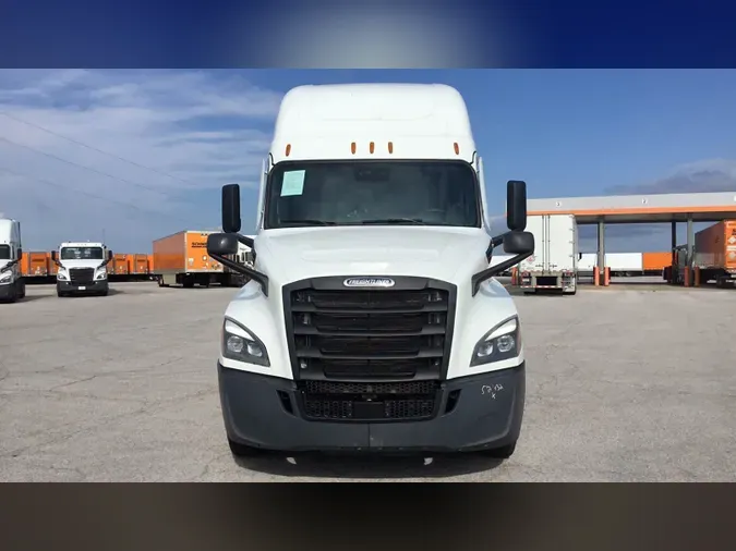 2022 Freightliner Cascadia 126