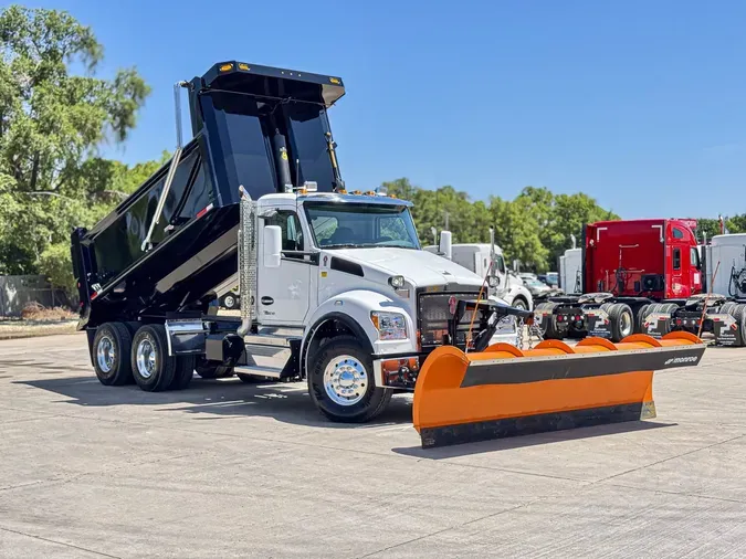 2025 KENWORTH T880S
