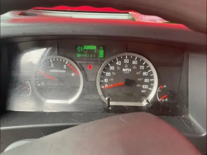 2019 ISUZU NQR