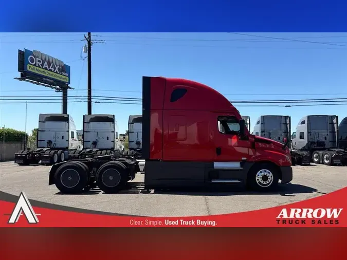 2022 FREIGHTLINER CA126