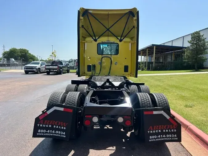 2023 PETERBILT 579