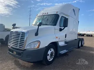 2016 FREIGHTLINER CASCADIA 125