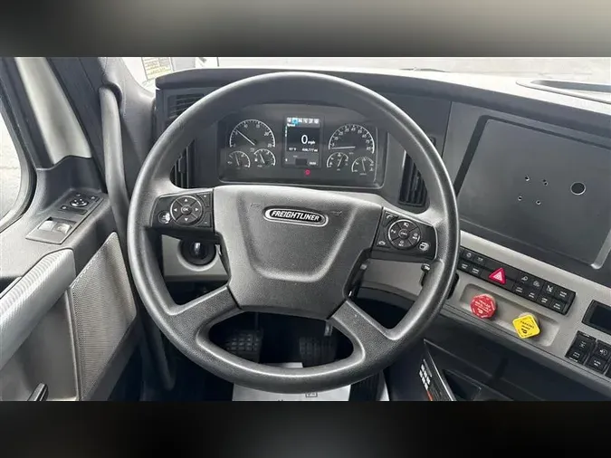2021 FREIGHTLINER CA126