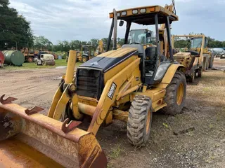 2004 CAT 420D