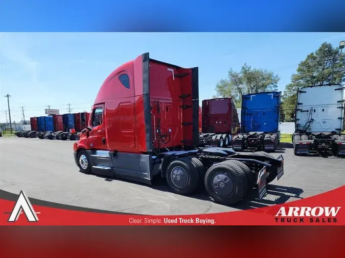 2023 FREIGHTLINER CA126