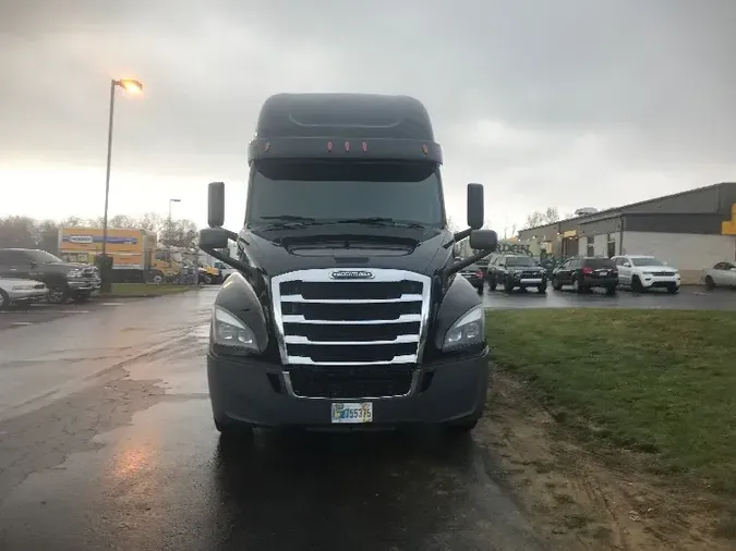 2019 Freightliner T12664ST