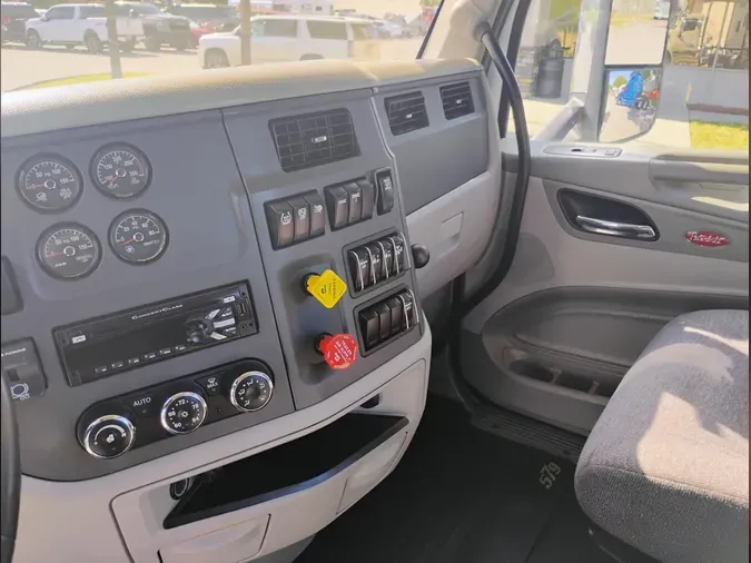 2020 Peterbilt 579