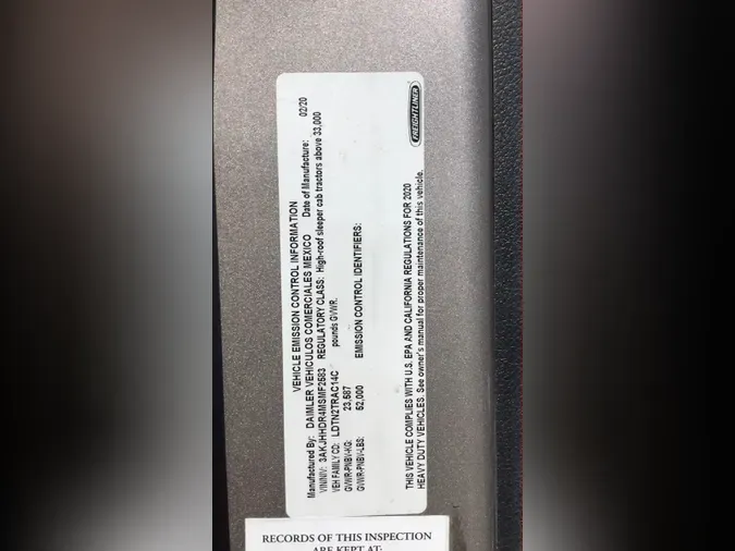 2021 Freightliner Cascadia 126