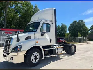 2018 FREIGHTLINER/MERCEDES CASCADIA 113