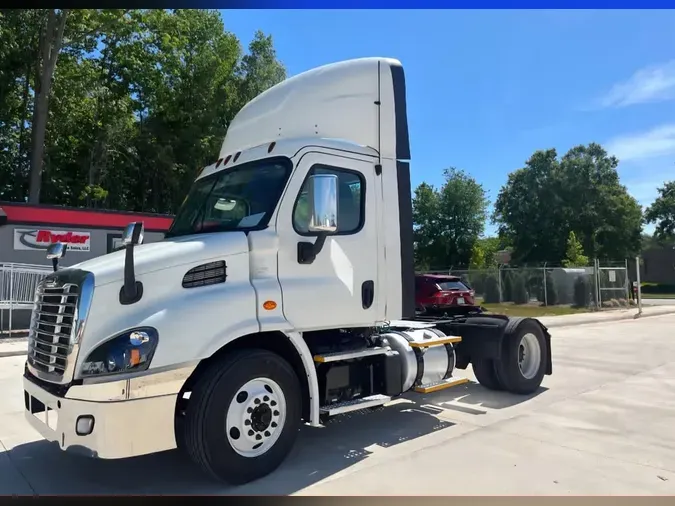 2018 FREIGHTLINER/MERCEDES CASCADIA 11307274e817da126ed44561f68309b2275