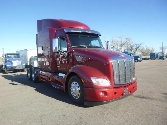 2022 Peterbilt 579