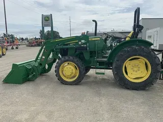 2021 John Deere 5055E
