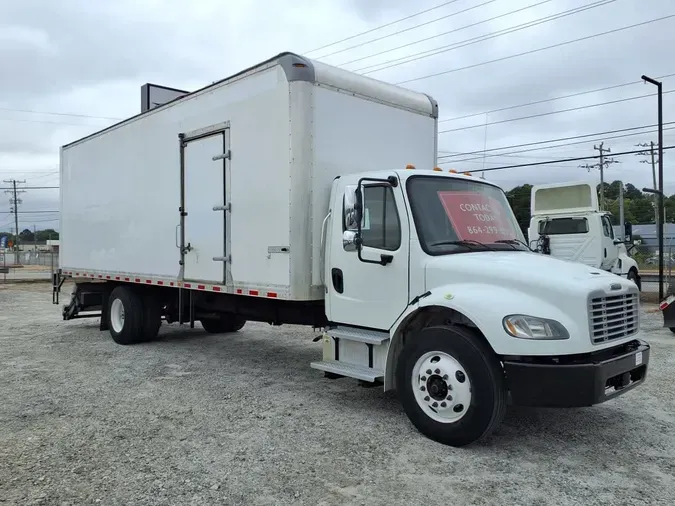 2018 FREIGHTLINER M2 106