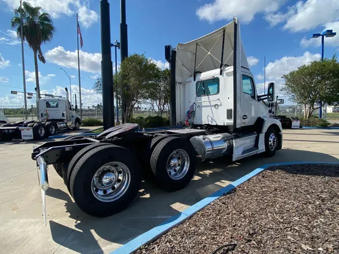 2022 Kenworth T680