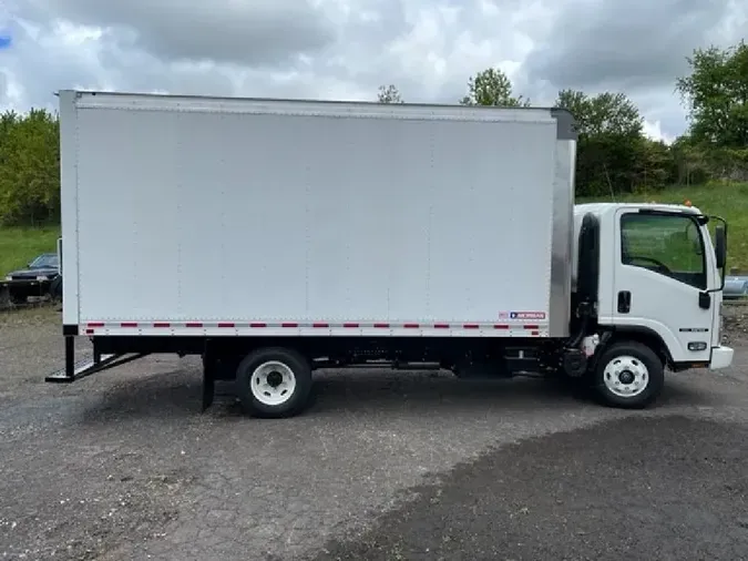 2023 ISUZU NPR