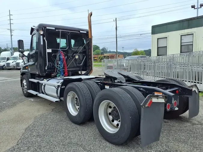 2020 FREIGHTLINER/MERCEDES CASCADIA 125