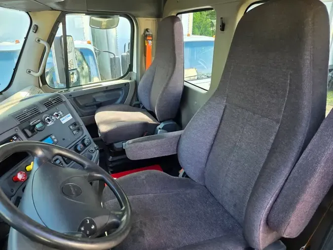 2019 FREIGHTLINER/MERCEDES CASCADIA 125