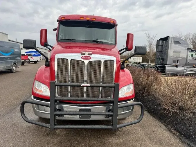 2022 Peterbilt 579