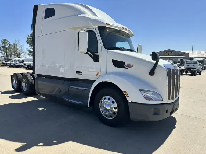 2021 Peterbilt 57907395f7a93fd70b3adab87a6bb6c2ccd