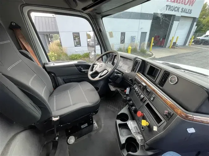2020 INTERNATIONAL RH613