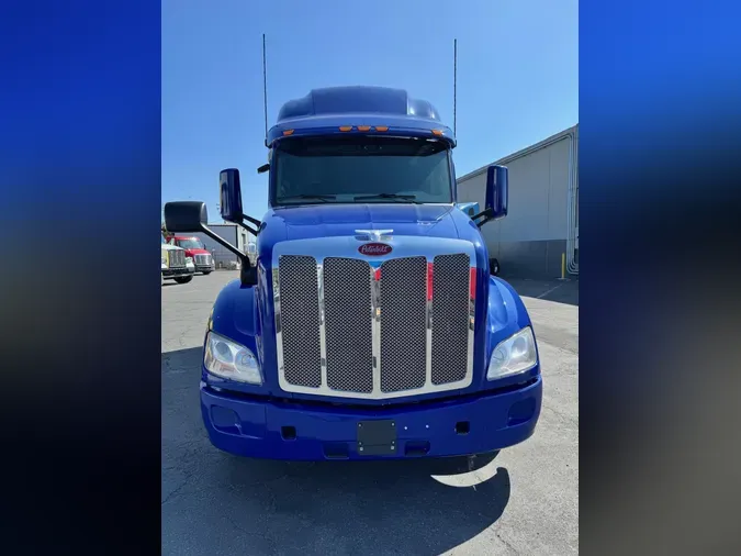 2022 Peterbilt 579