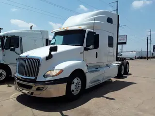 2019 NAVISTAR INTERNATIONAL LT625 SLPR CAB