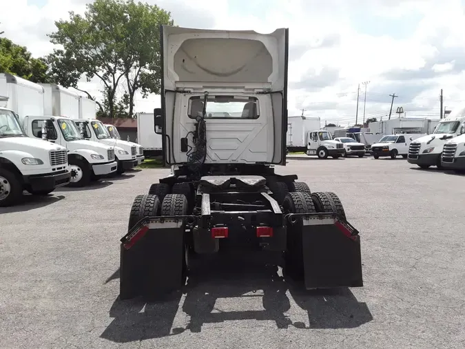 2020 NAVISTAR INTERNATIONAL LT625 DAYCAB T/A