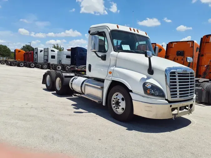 2020 FREIGHTLINER CASCADIA 125