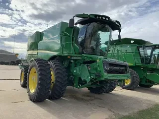 2021 John Deere S770